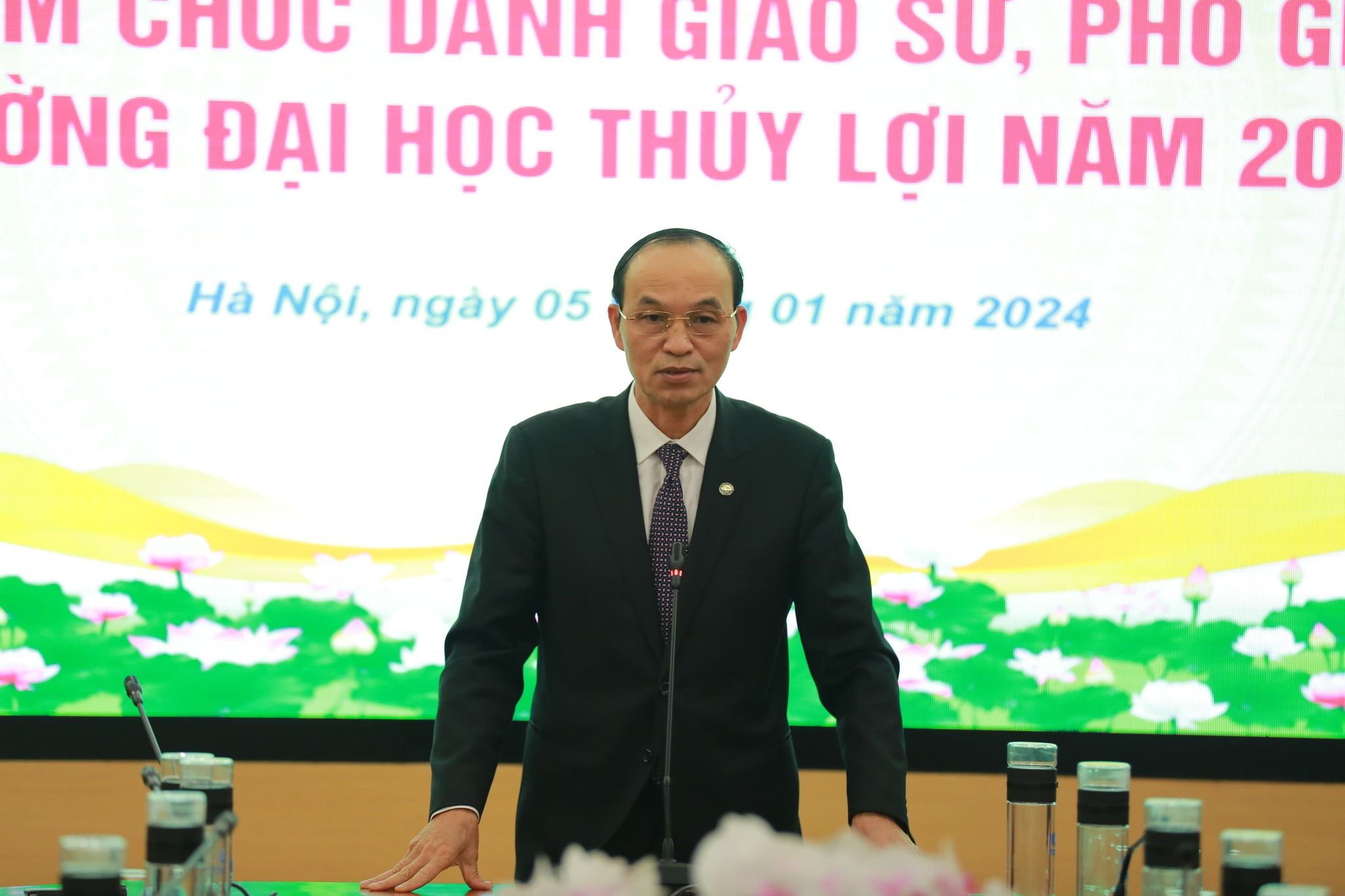 Công bố quyết định Bổ nhiệm chức danh Giáo sư, Phó giáo sư KING88 - Trang Chủ KINH88 IT COM Chính Thức Tham Gia Ngay năm 2023