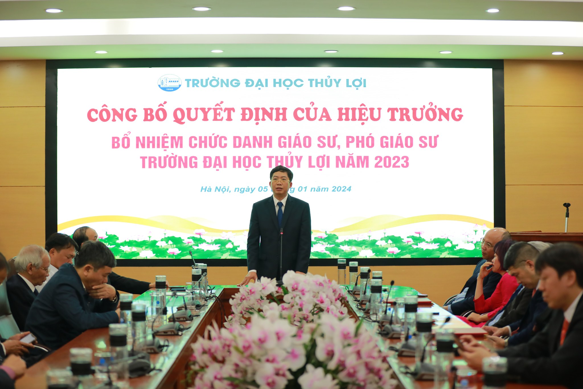 Công bố quyết định Bổ nhiệm chức danh Giáo sư, Phó giáo sư KING88 - Trang Chủ KINH88 IT COM Chính Thức Tham Gia Ngay năm 2023