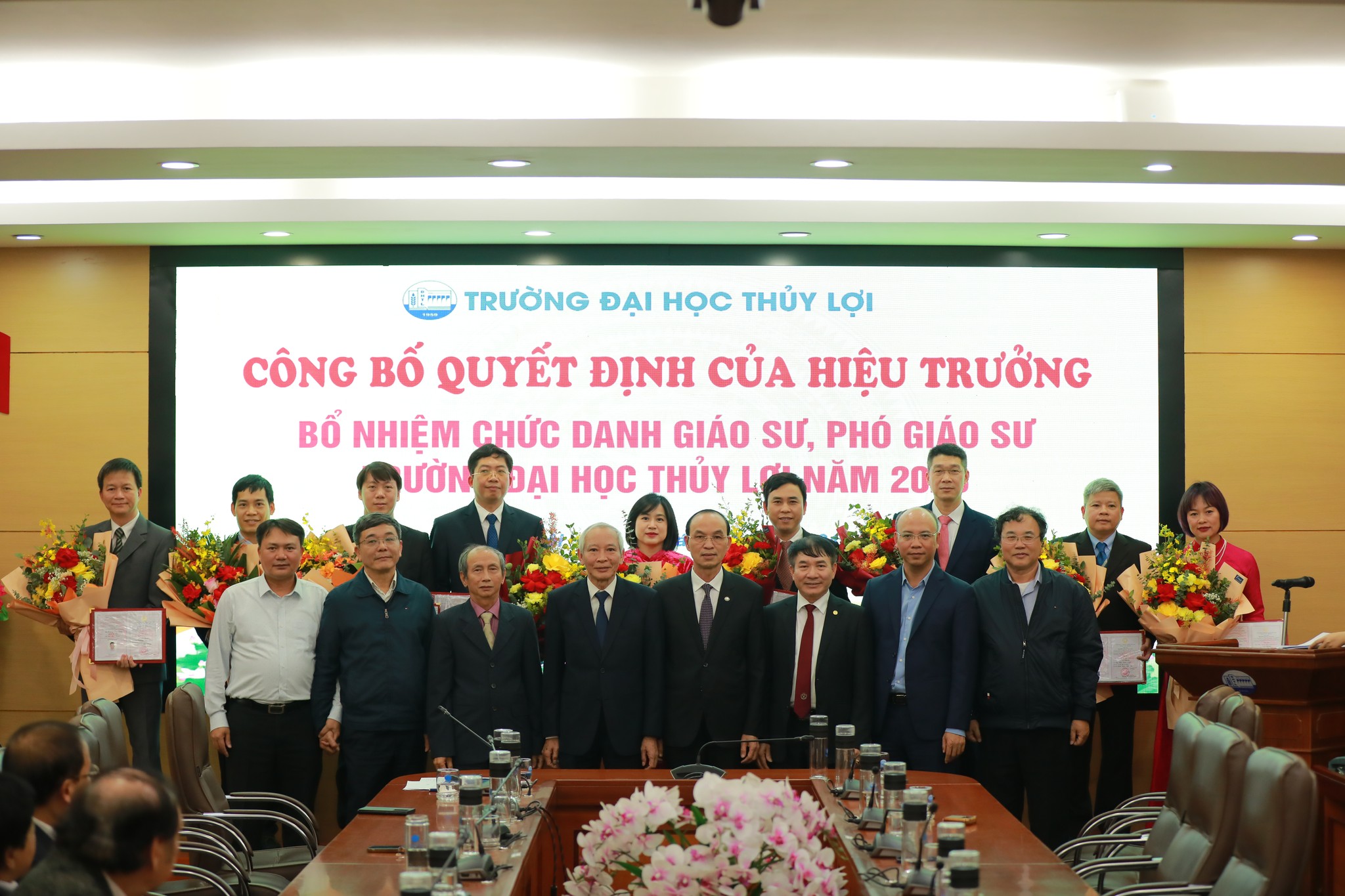 Công bố quyết định Bổ nhiệm chức danh Giáo sư, Phó giáo sư KING88 - Trang Chủ KINH88 IT COM Chính Thức Tham Gia Ngay năm 2023