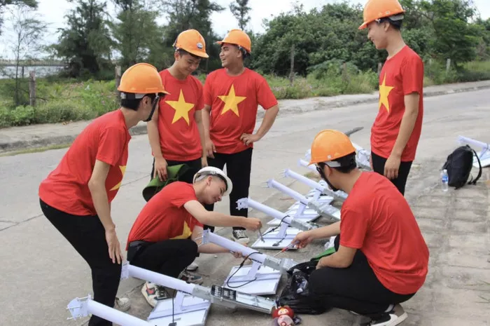 Tuổi trẻ Trường ĐH Thuỷ lợi lan tỏa tình yêu biển đảo với dự án “Thắp sáng đặc khu Bạch Long Vĩ”