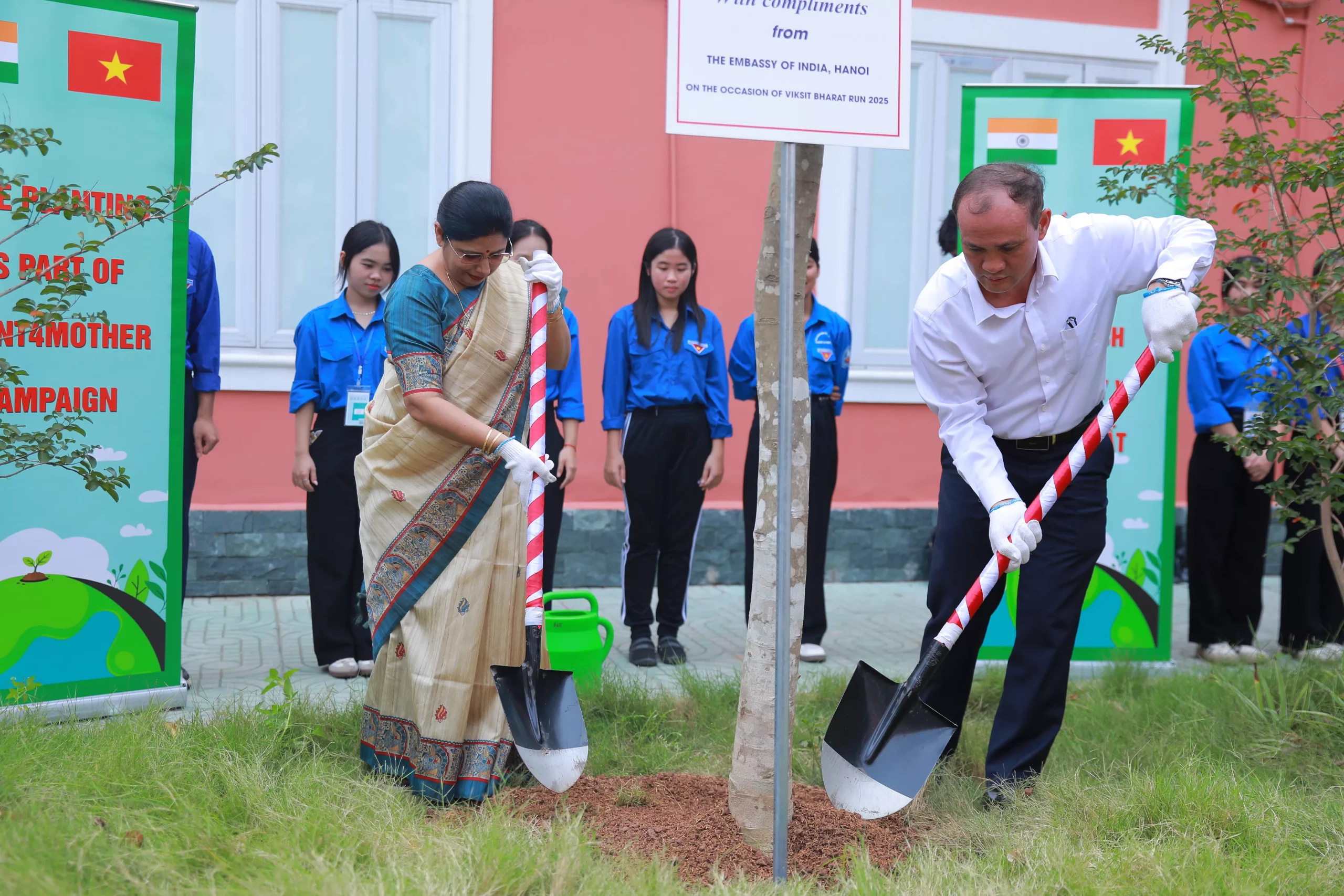 Trồng cây hữu nghị Việt Nam – Ấn Độ tại Quảng trường King88 gói gọn nhiều sảnh chơi, KING88 - Trang Chủ KINH88 IT COM Chính Thức Tham Gia Ngay