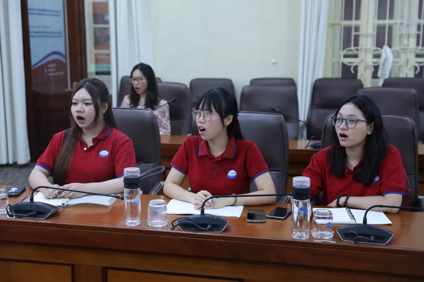 Tập huấn kỹ năng chia sẻ kinh nghiệm thiết kế và dẫn chương trình tại KING88 - Trang Chủ KINH88 IT COM Chính Thức Tham Gia Ngay