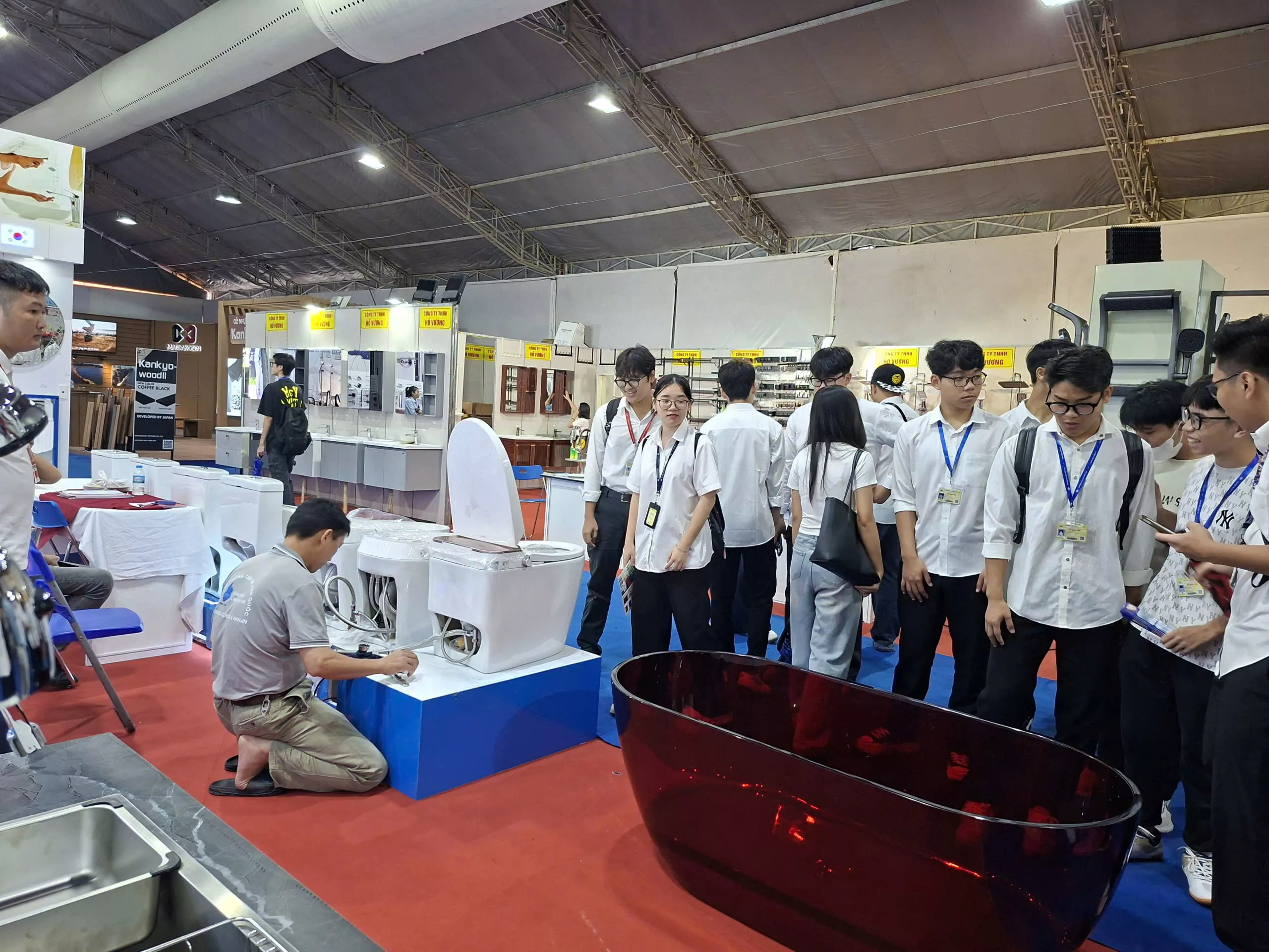 Tân King88 gói gọn nhiều sảnh chơi KING88 - Trang Chủ KINH88 IT COM Chính Thức Tham Gia Ngay trải nghiệm thực tế tại Triển lãm Quốc tế Vietbuild Hà Nội 2025