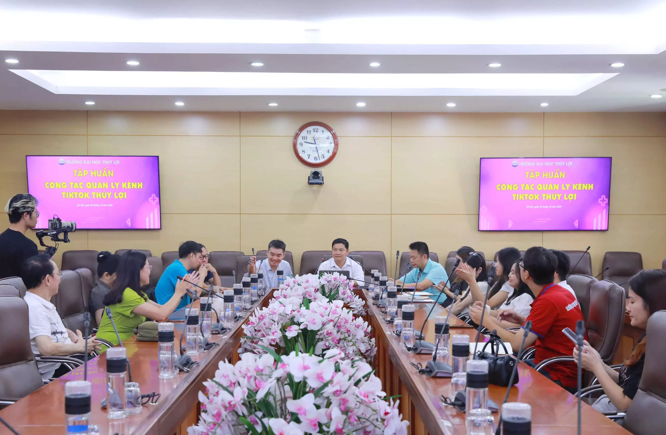 Tập huấn công tác quản lý trang Tiktok của KING88 - Trang Chủ KINH88 IT COM Chính Thức Tham Gia Ngay