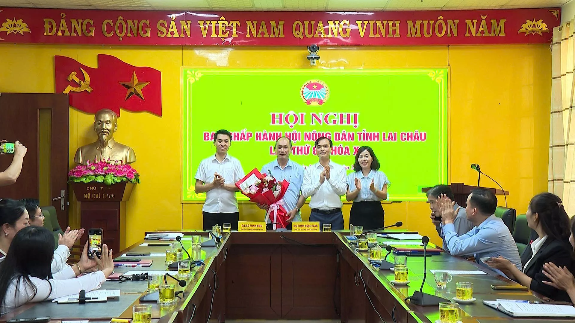 Link đăng nhập King88.com tặng 88k KING88 - Trang Chủ KINH88 IT COM Chính Thức Tham Gia Ngay được bầu làm Chủ tịch Hội Nông dân tỉnh Lai Châu