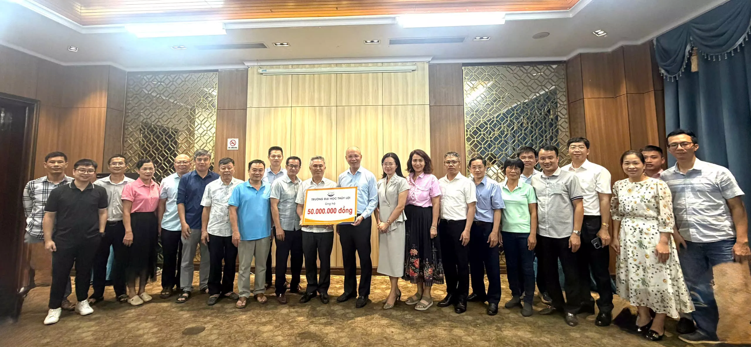 Chung tay cùng Chi hội Link đăng nhập King88.com tặng 88k KINH88 là thế giới cá cược hàng đầu tại Việt Nam tỉnh Lào Cai khắc phục hậu quả mưa lũ