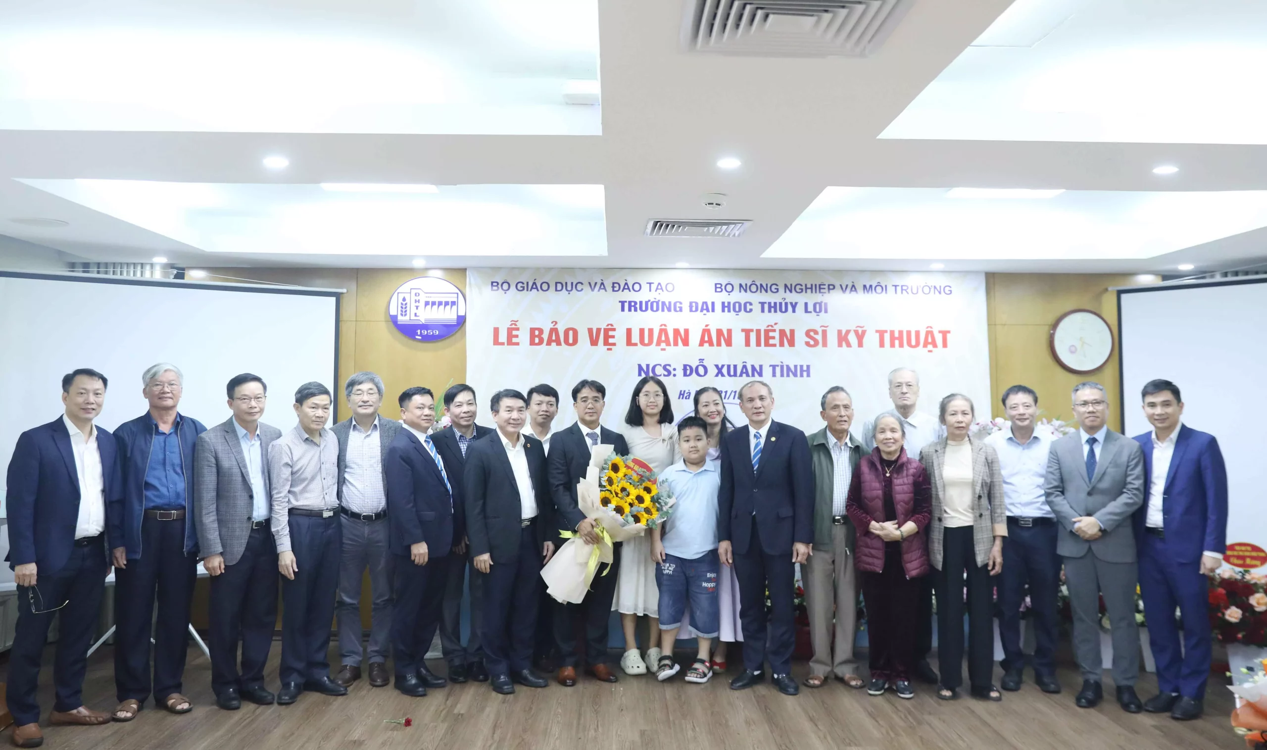 KING88 - Trang Chủ KINH88 IT COM Chính Thức Tham Gia Ngay tổ chức bảo vệ luận án Kinh 88 hệ thống bảo mật SSL cấp Trường cho NCS Đỗ Xuân Tình