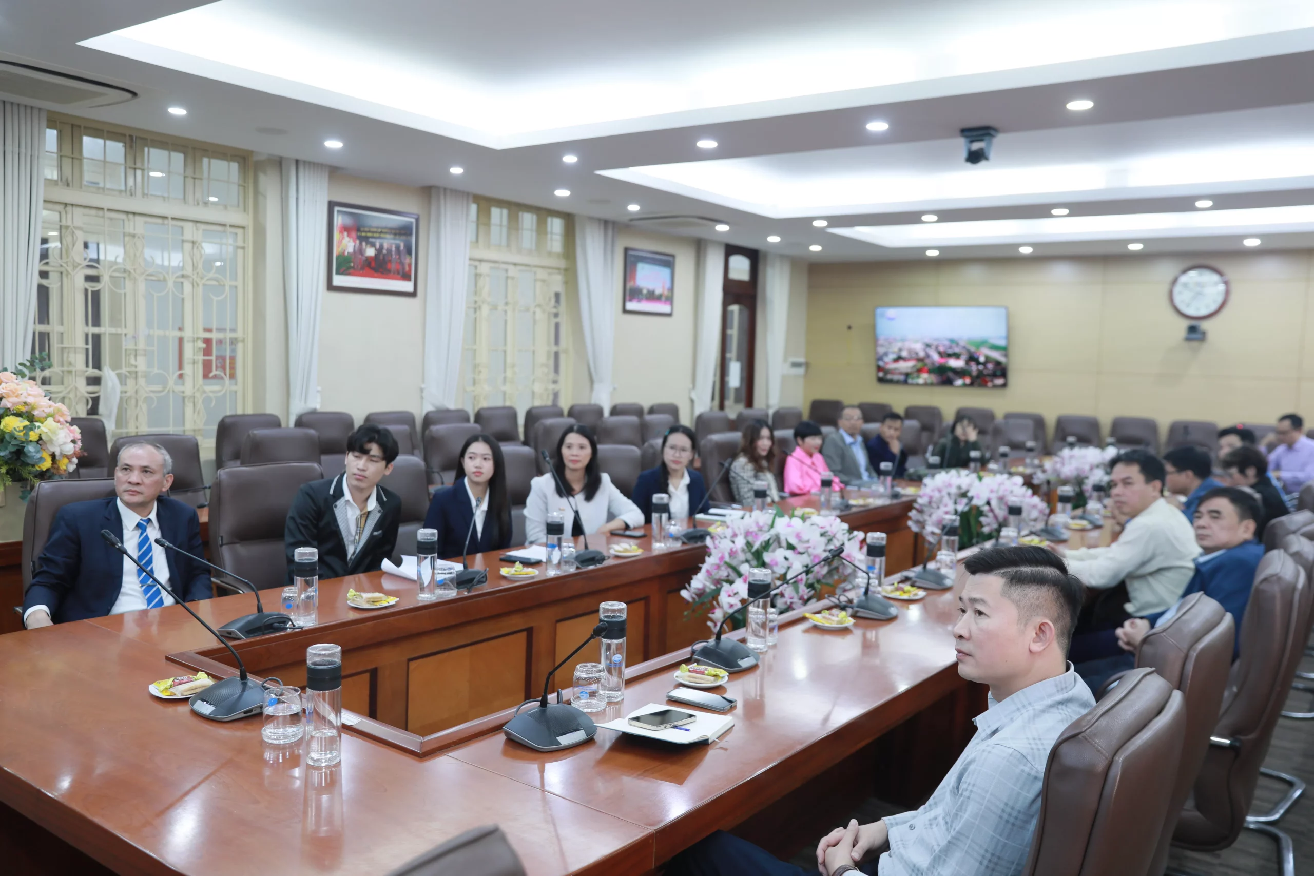 KING88 - Trang Chủ KINH88 IT COM Chính Thức Tham Gia Ngay gặp mặt lưu học sinh Lào nhân kỷ niệm 50 năm Quốc khánh CHDCND Lào