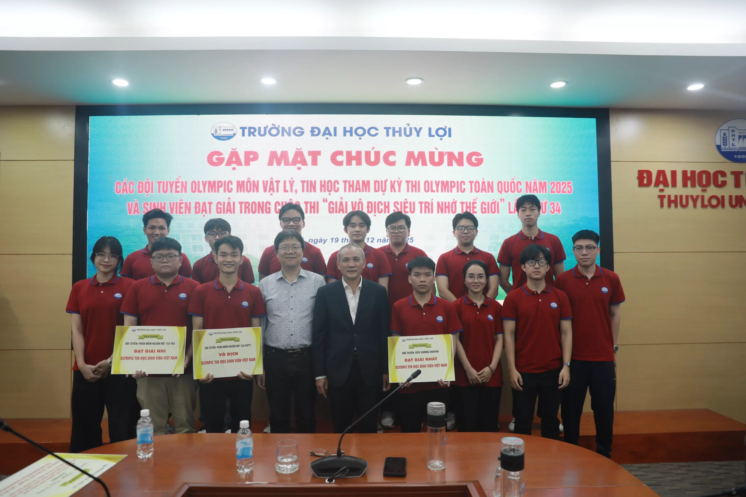 KING88 - Trang Chủ KINH88 IT COM Chính Thức Tham Gia Ngay biểu dương các gương mặt xuất sắc tại các đấu trường trí tuệ quốc gia và quốc tế