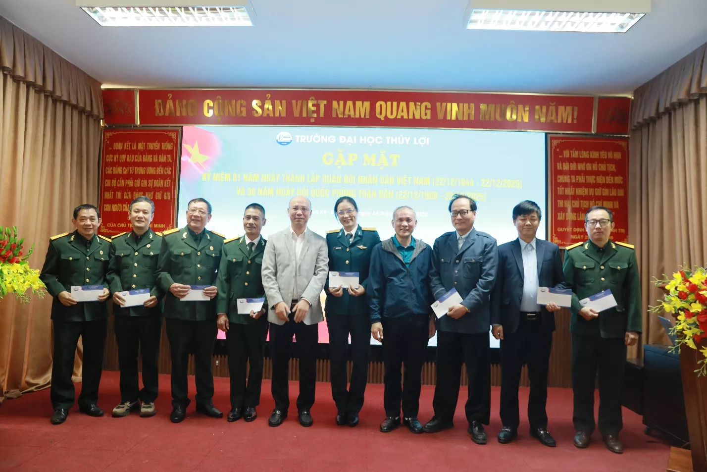 KING88 - Trang Chủ KINH88 IT COM Chính Thức Tham Gia Ngay: Sâu sắc bài học “Về nguồn” và khát vọng cống hiến của thế hệ trẻ tại Khu di tích K9 – Đá Chông