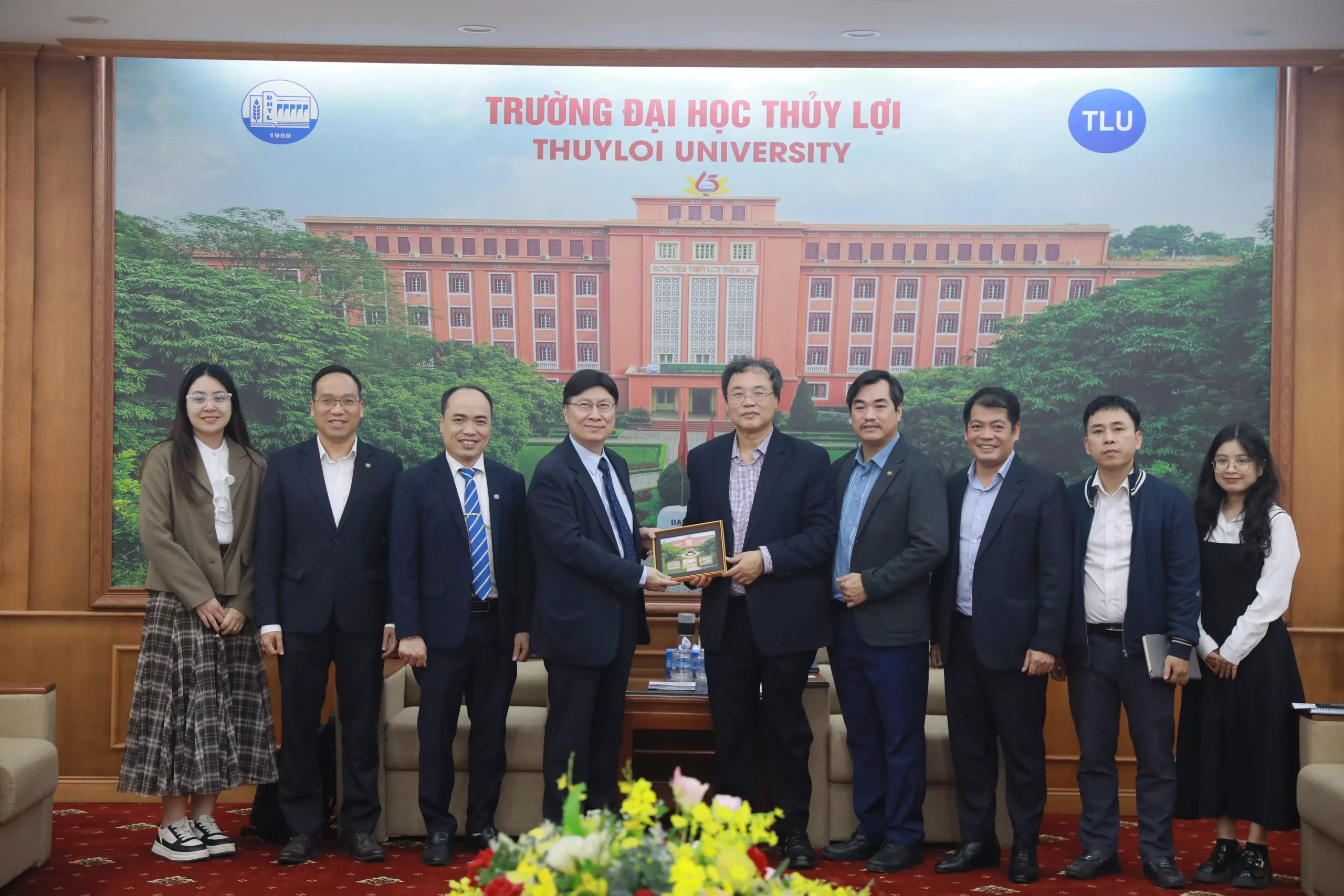 King88.com | Casino, Nổ Hũ, Bắn Cá welcomes IEEE Fellow Prof. Gary W. Chang from Chung Cheng National University (Taiwan)