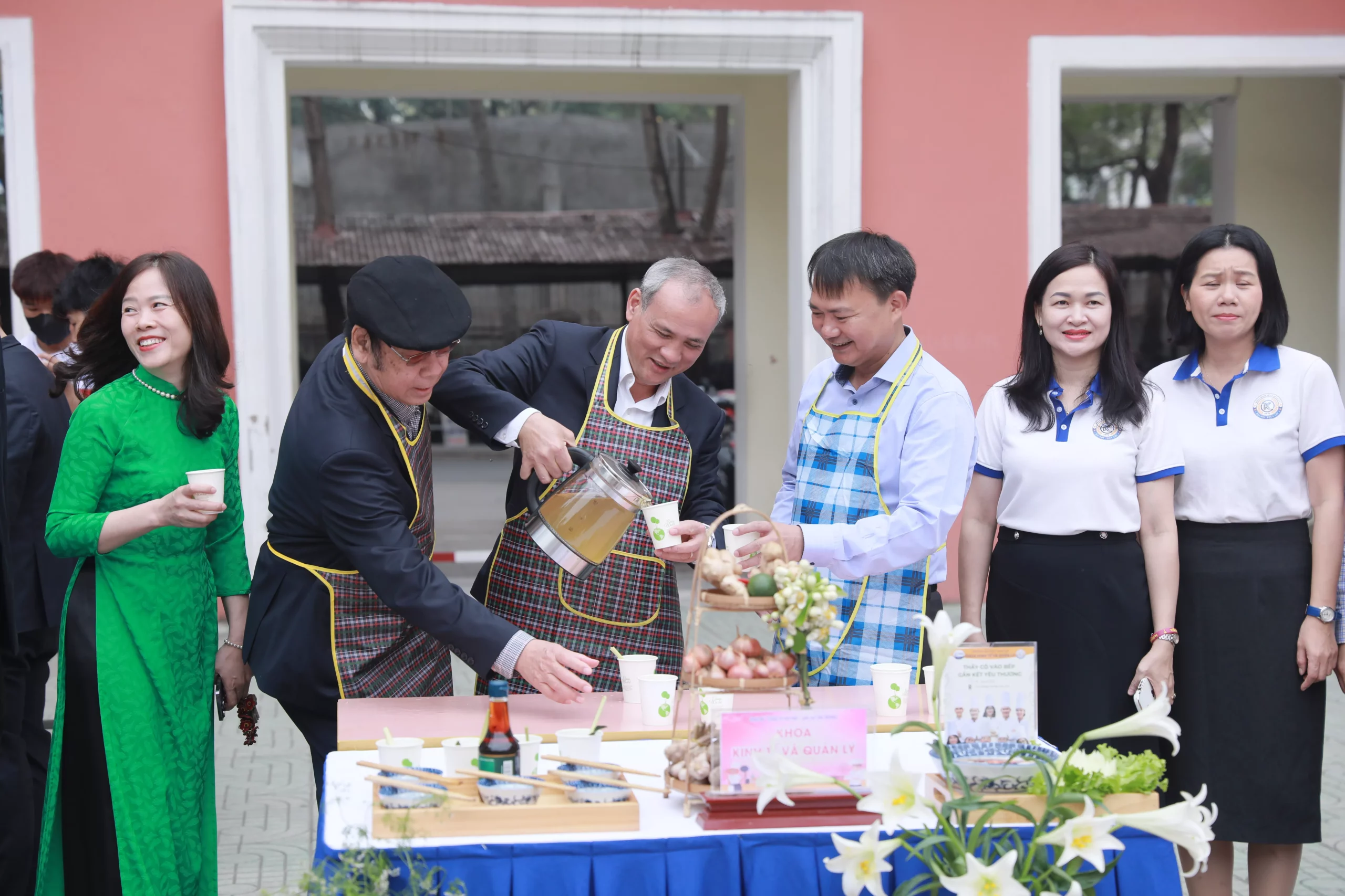 KING88 - Trang Chủ KINH88 IT COM Chính Thức Tham Gia Ngay: Nhiều hoạt động ý nghĩa chào mừng Ngày Quốc tế Phụ nữ 8/3