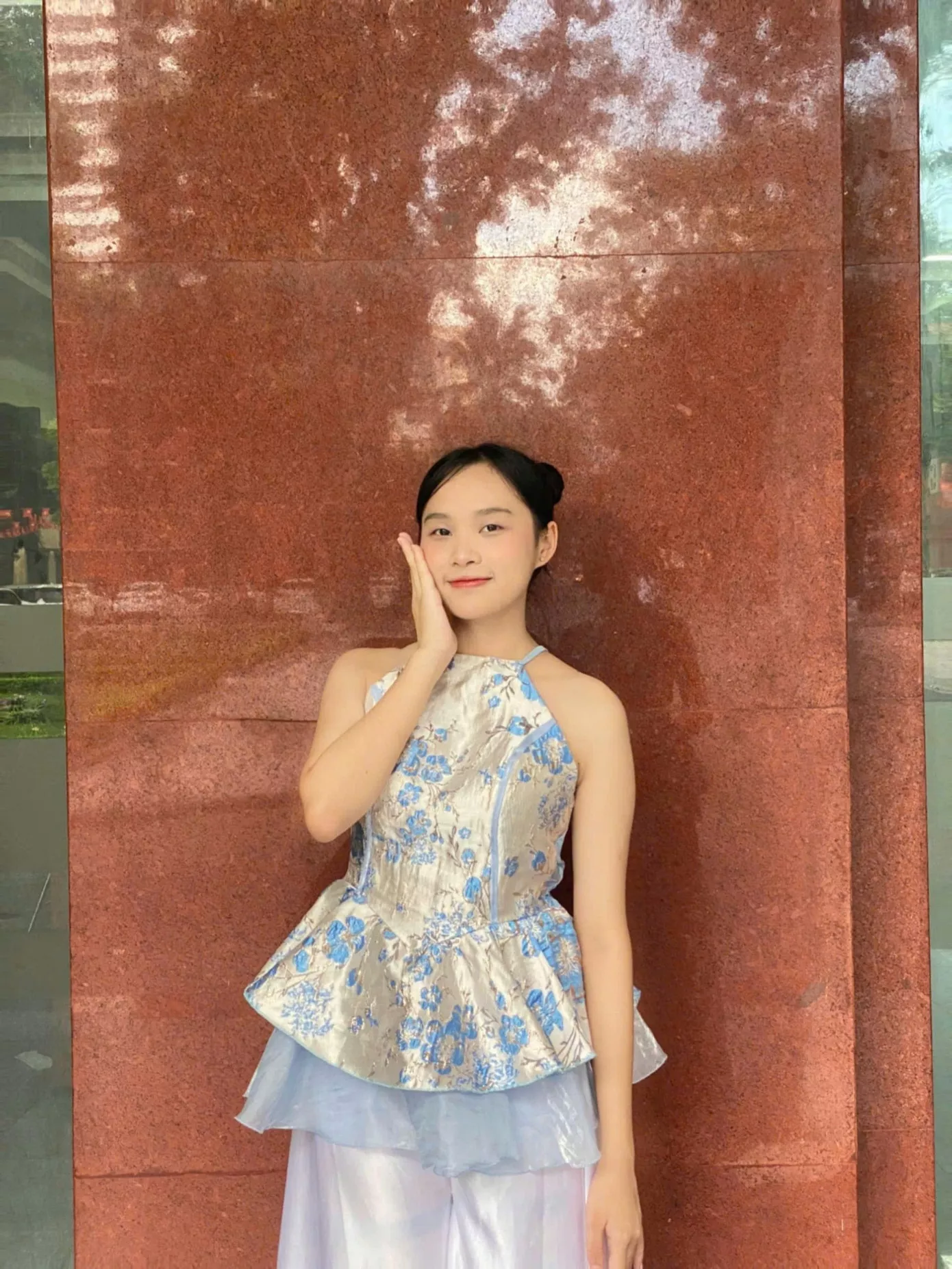 Lá phiếu đầu tiên của đảng viên trẻ KING88 - Trang Chủ KINH88 IT COM Chính Thức Tham Gia Ngay trước Ngày Kinh888 it com tỷ lệ kèo World Cup 2026 đại biểu Trang Chủ Nhà Cái KING88.COM Mới Nhất khóa XVI