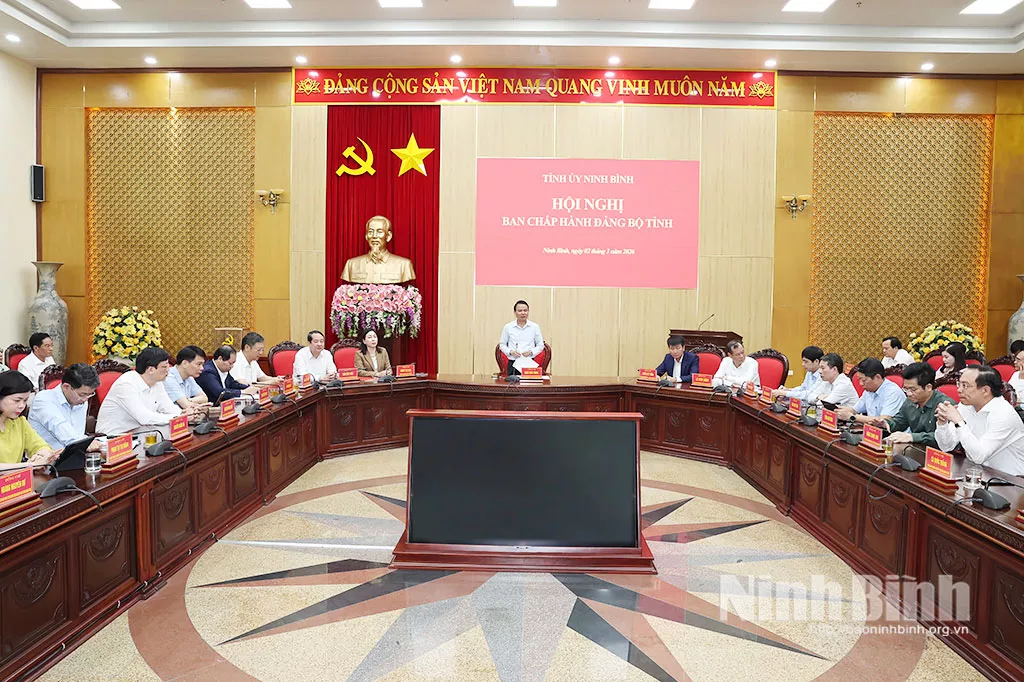 Link đăng nhập King88.com tặng 88k K33 KING88 - Trang Chủ KINH88 IT COM Chính Thức Tham Gia Ngay Trần Huy Tuấn được bầu giữ chức Bí thư Tỉnh ủy Ninh Bình
