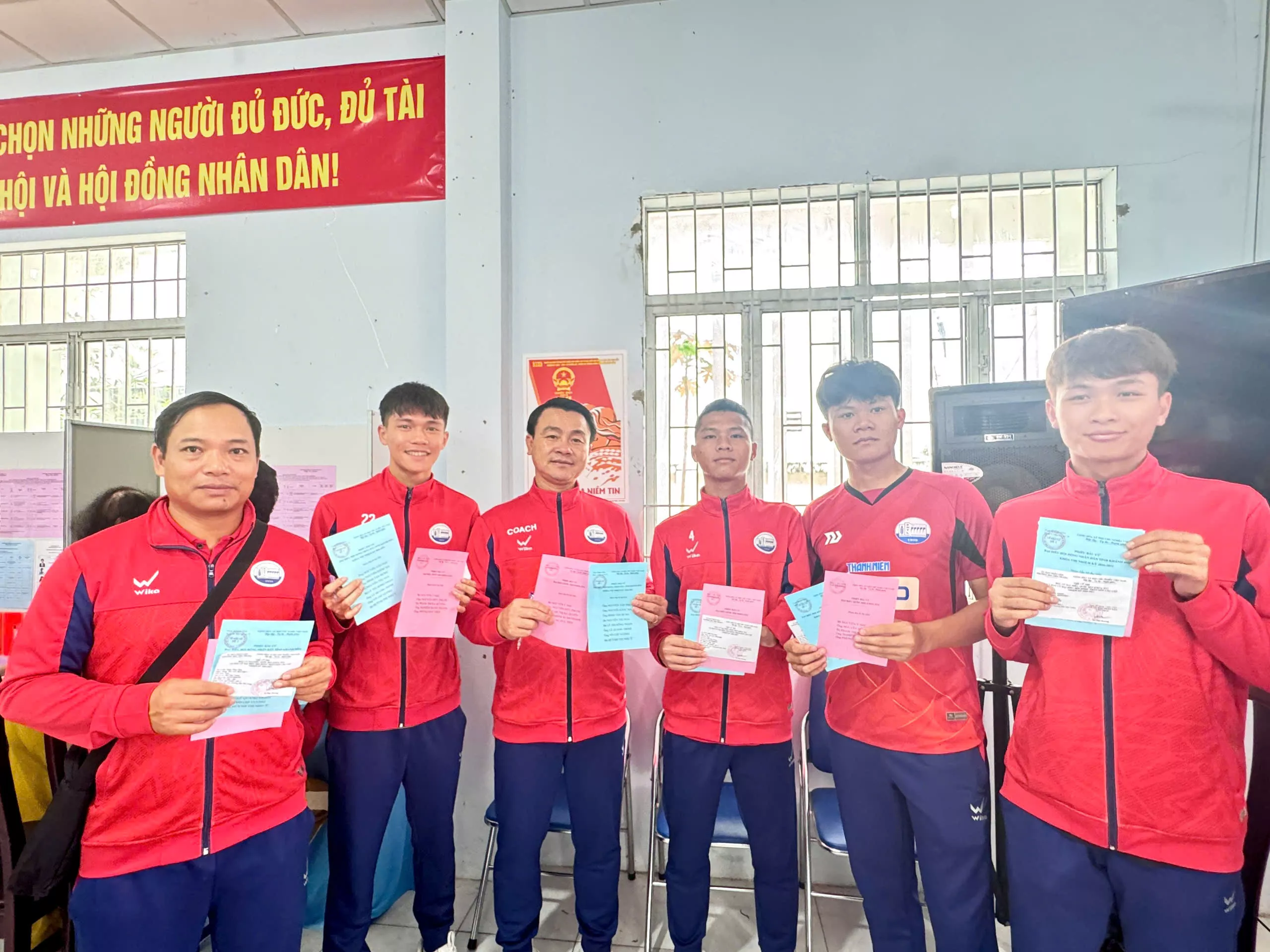 Đội bóng KING88 - Trang Chủ KINH88 IT COM Chính Thức Tham Gia Ngay: Thi đấu hết mình, lan tỏa tinh thần trách nhiệm công dân