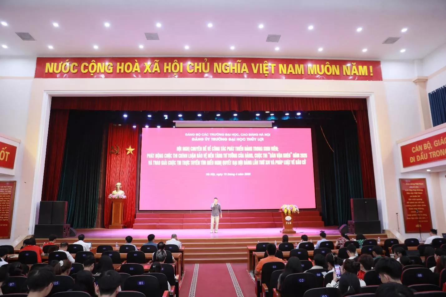 Đảng bộ Trường King88clb com thể thao, casino, bắn cá, nổ hũ, đá gà KINH88 là thế giới cá cược hàng đầu tại Việt Nam: Nâng cao hiệu quả công tác phát triển Đảng trong King88 gói gọn nhiều sảnh chơi
