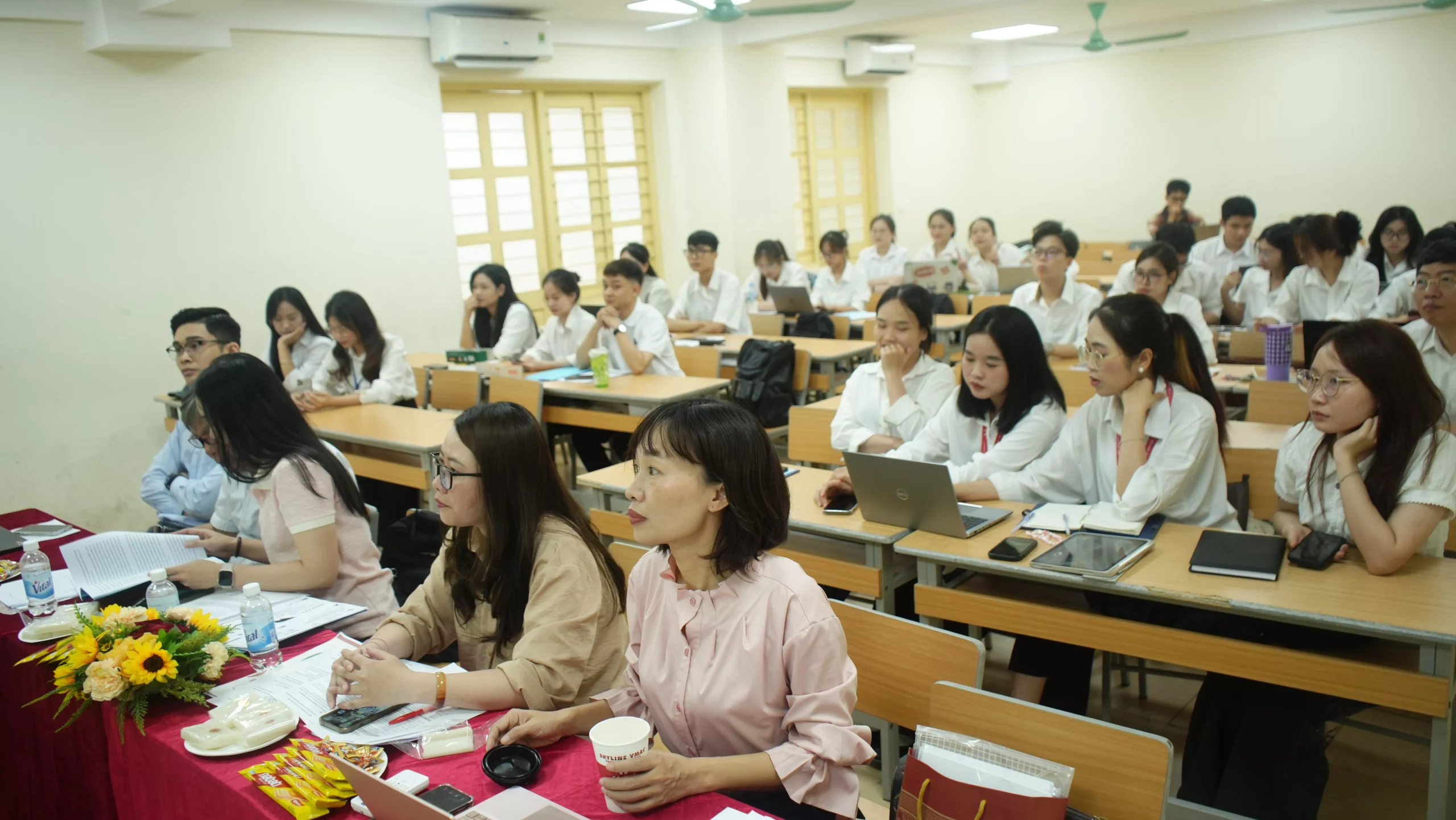 Phong trào King88 trang cá cược bóng đá trực tuyến khoa học King88 gói gọn nhiều sảnh chơi KING88 - Trang Chủ KINH88 IT COM Chính Thức Tham Gia Ngay phát triển mạnh mẽ cả về quy mô và chất lượng