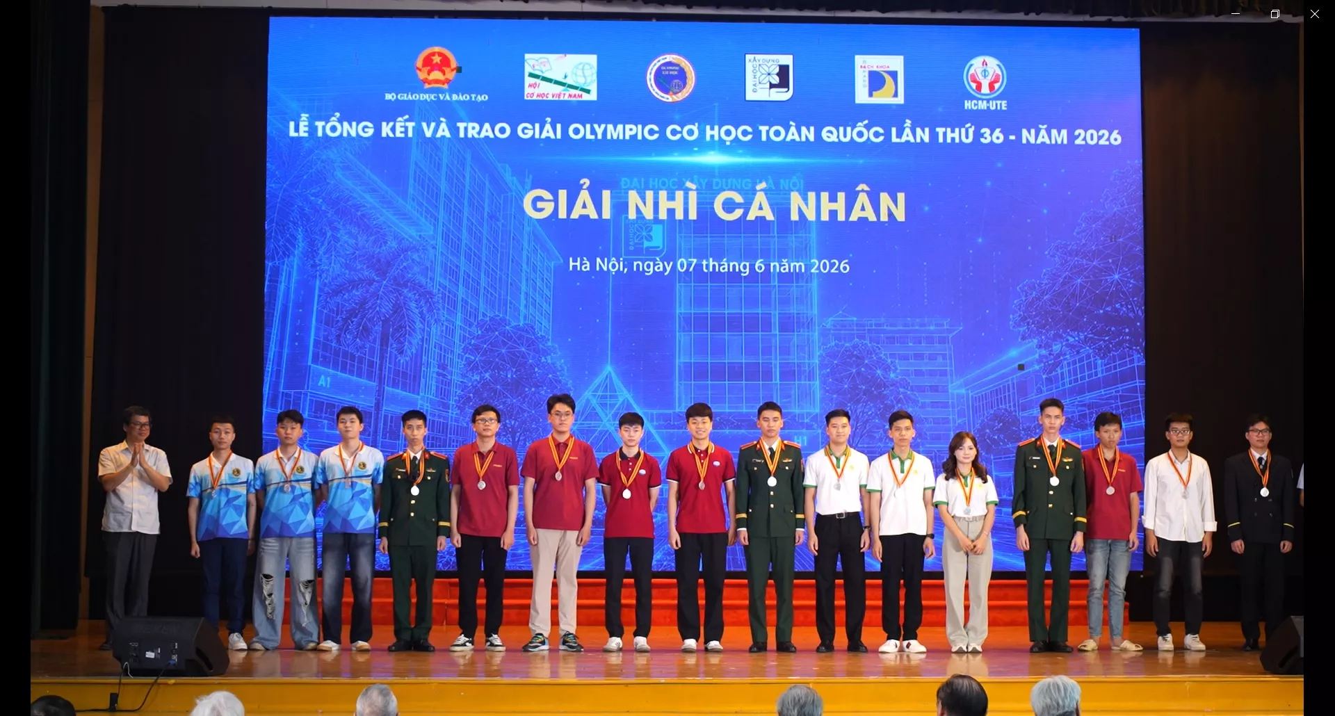 Sinh viên KING88 - Trang Chủ KINH88 IT COM Chính Thức Tham Gia Ngay giành 43 giải thưởng tại kỳ thi Olympic Cơ học toàn quốc lần thứ 36